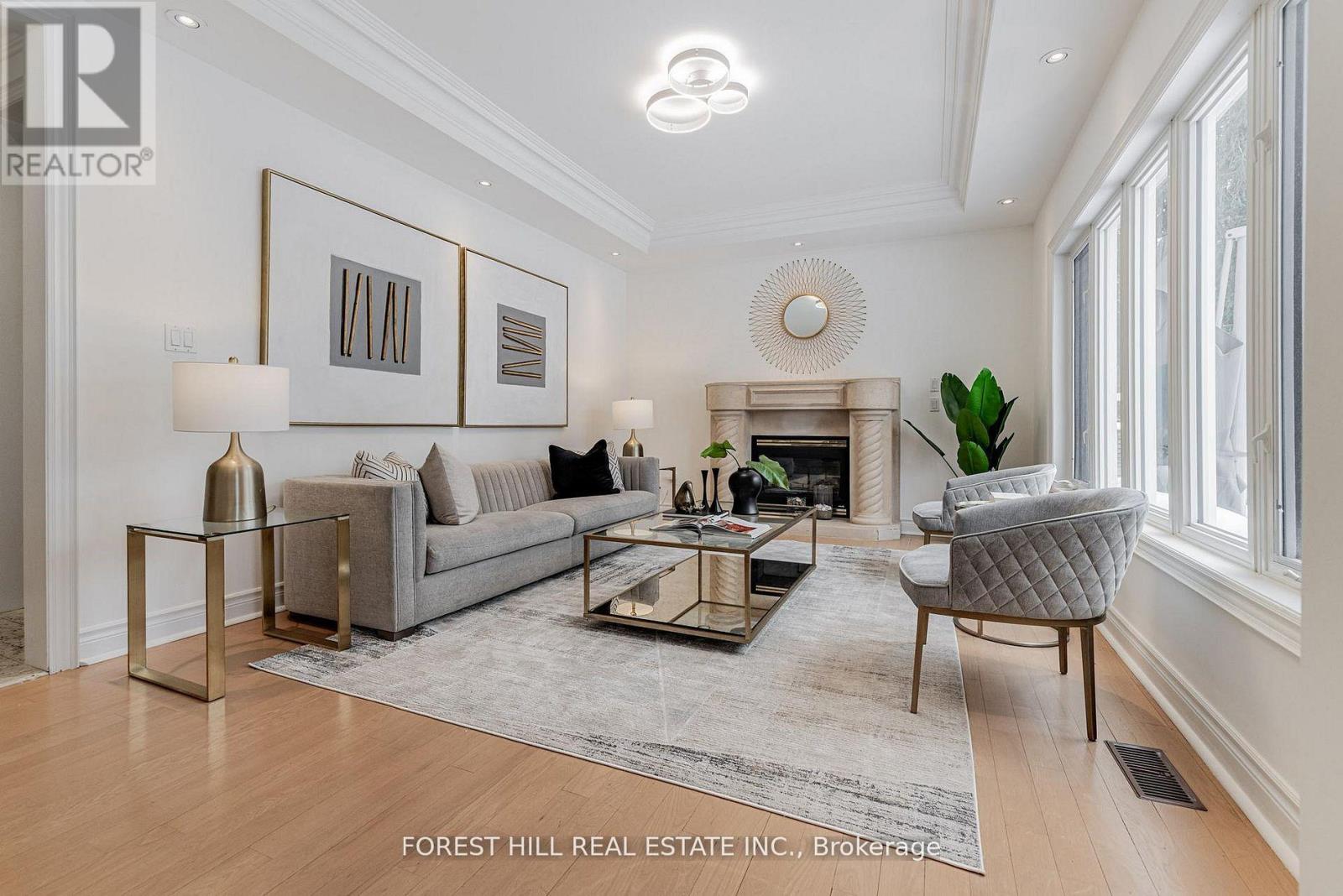 16 Northwood Drive, Toronto, Ontario  M2M 2J8 - Photo 12 - C12889226