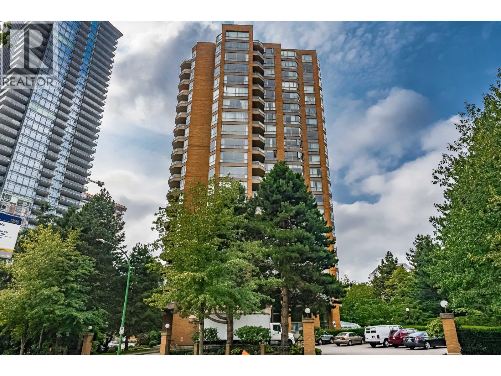 1106 4350 Beresford Street, Burnaby, British Columbia  V5H 4K9 - Photo 2 - R3108297