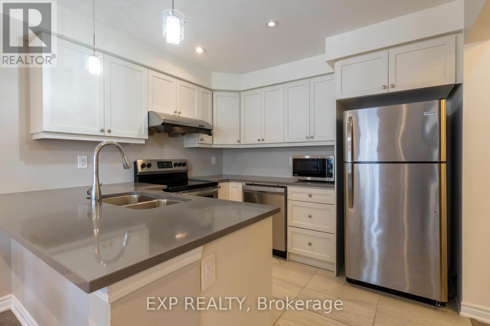 50 Casely Avenue, Richmond Hill, Ontario  L4S 0K3 - Photo 10 - N12974312