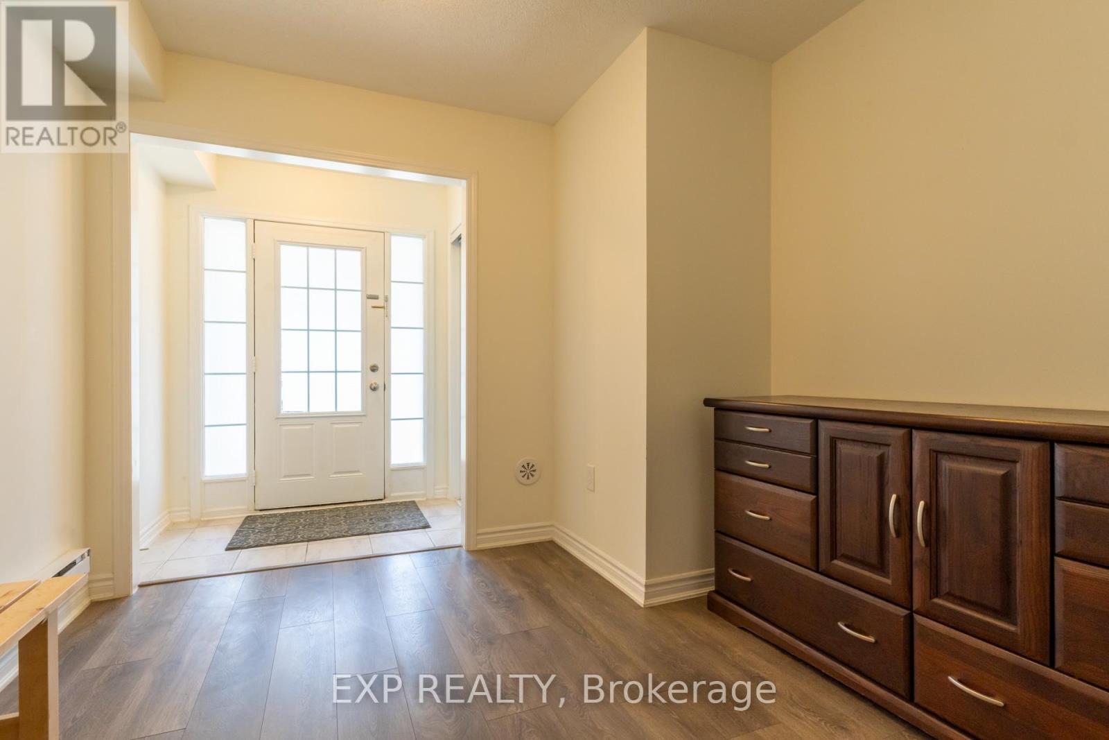 50 Casely Avenue, Richmond Hill, Ontario  L4S 0K3 - Photo 4 - N12974312