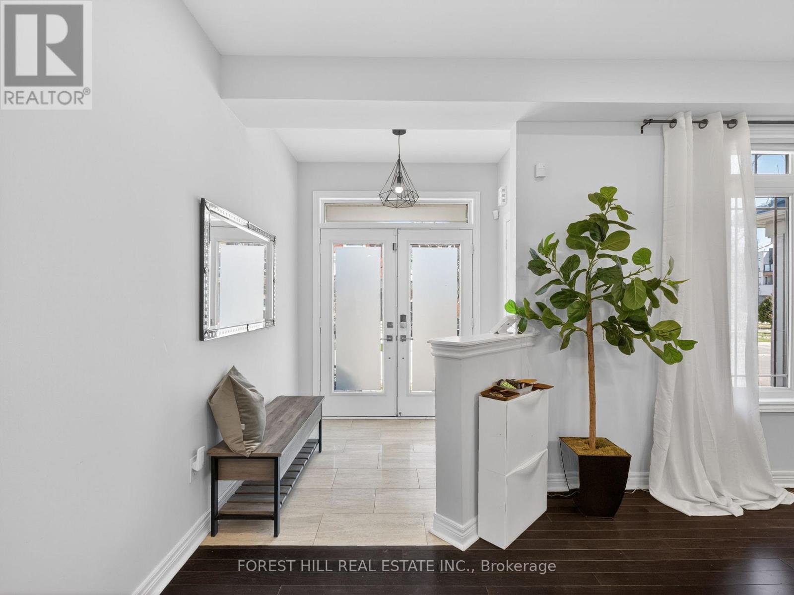 12 Wallenberg Drive, Vaughan, Ontario  L6A 4M1 - Photo 2 - N12974316