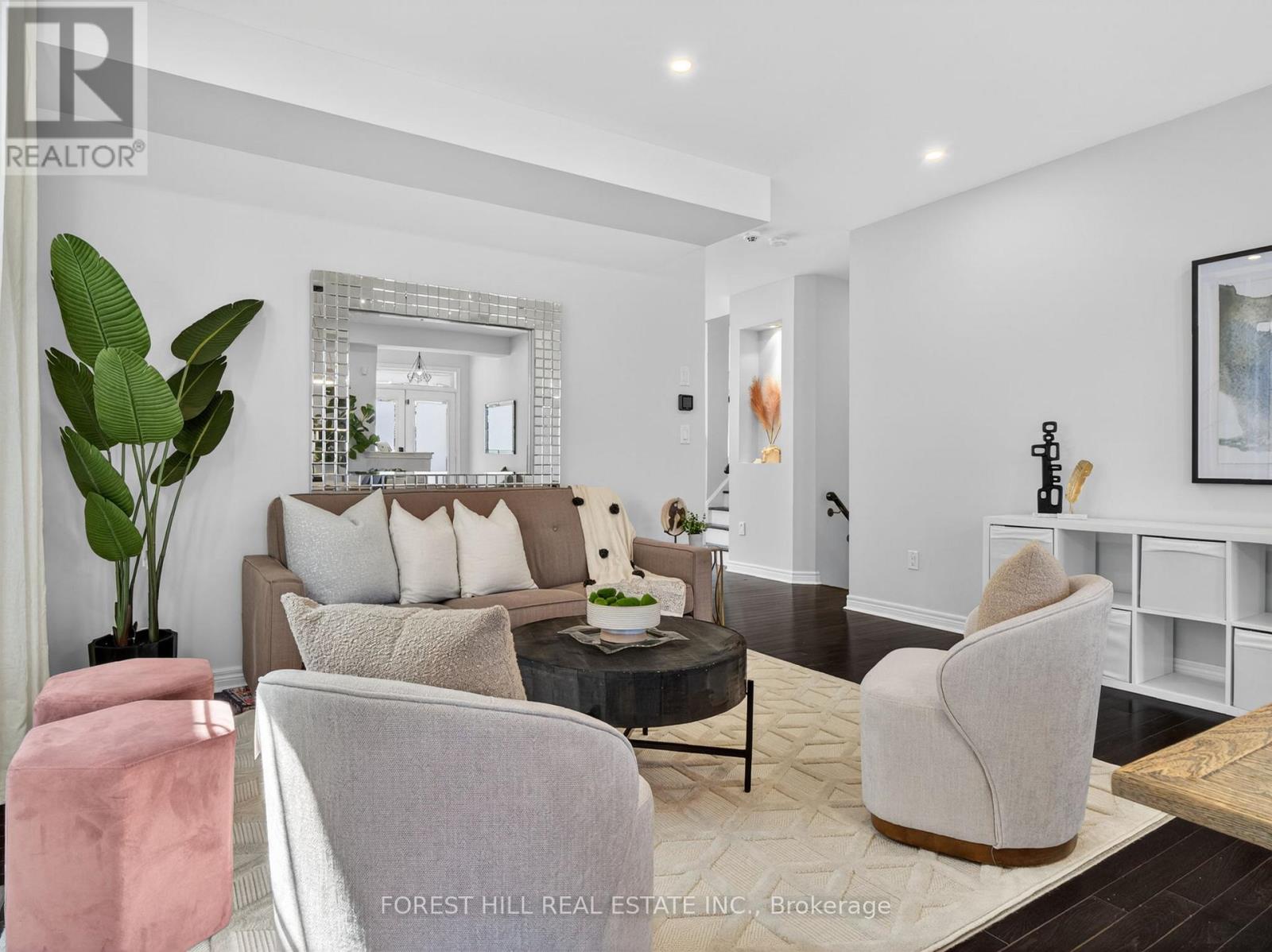 12 Wallenberg Drive, Vaughan, Ontario  L6A 4M1 - Photo 5 - N12974316