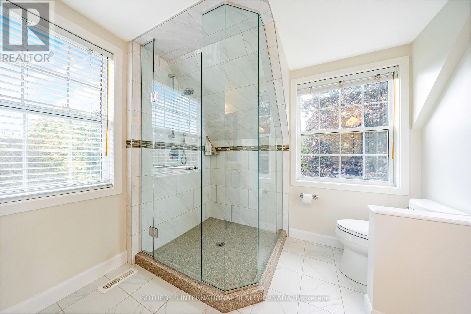 331 Wheelihan Way, Milton, Ontario  L0P 0A1 - Photo 37 - W12974302