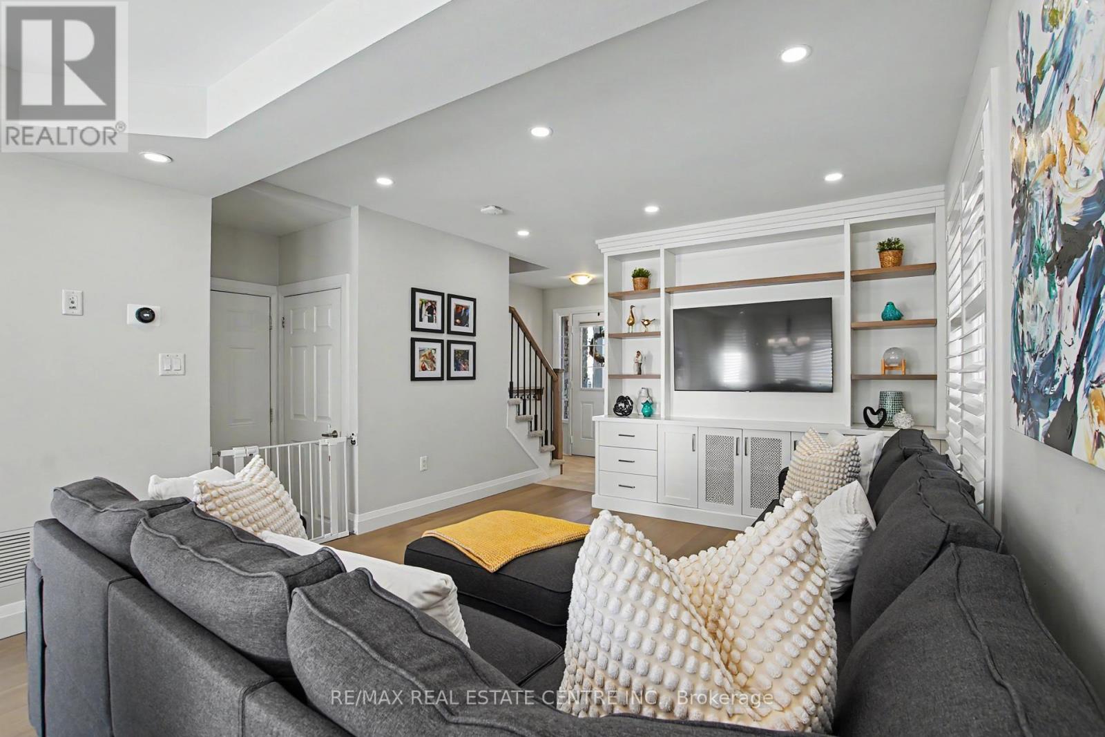 940 Clark Boulevard, Milton, Ontario  L9T 6P6 - Photo 12 - W12974318