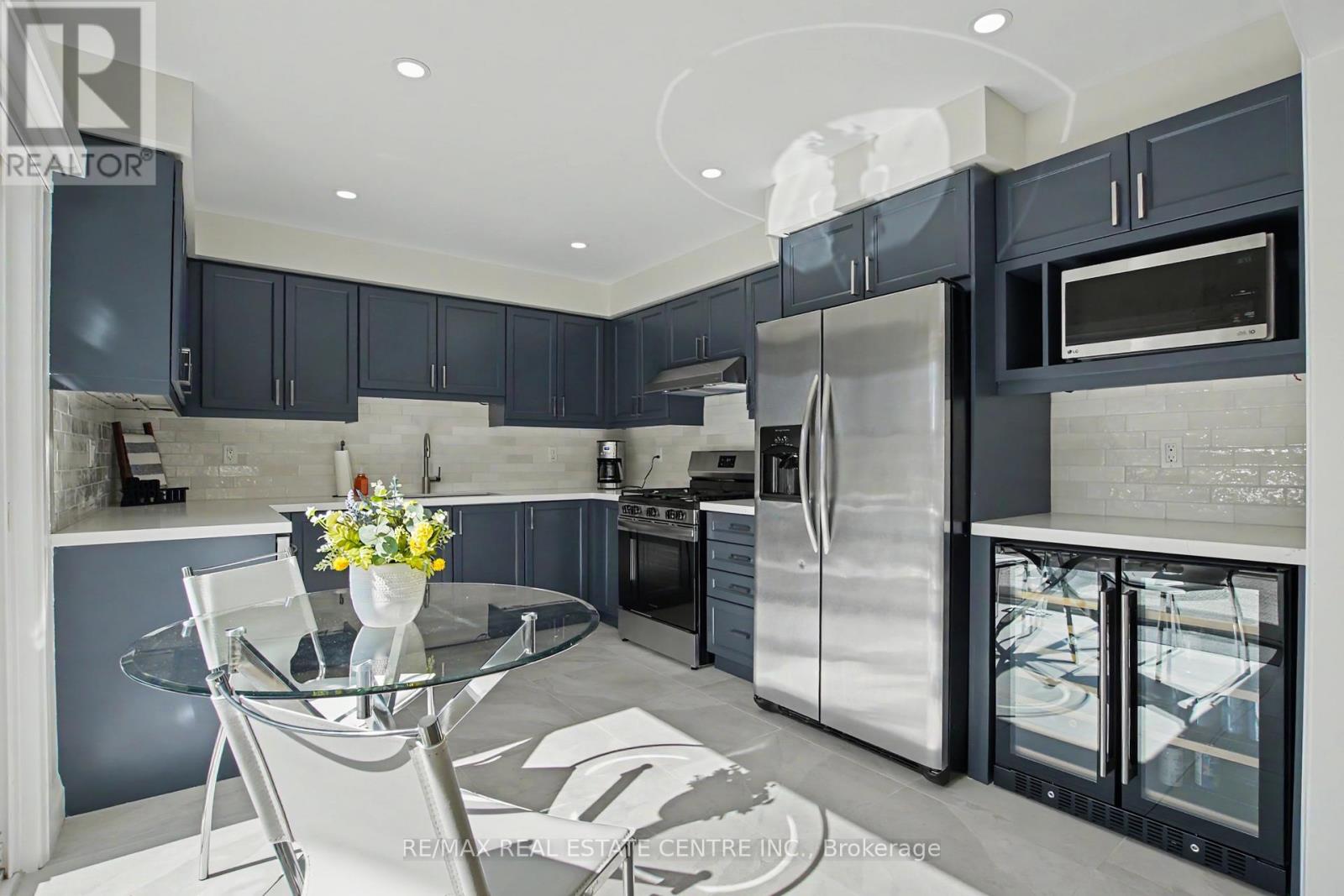 940 Clark Boulevard, Milton, Ontario  L9T 6P6 - Photo 14 - W12974318