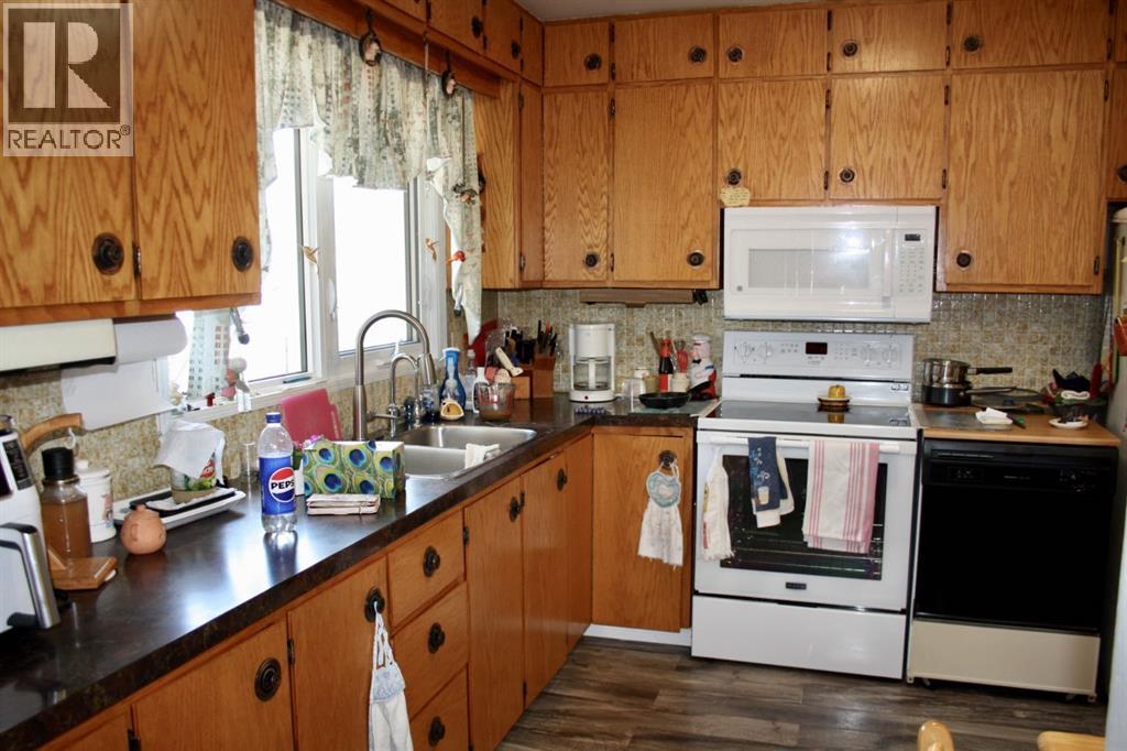 #25 4th Avenue E, Neilburg, Saskatchewan  S0M 2C0 - Photo 14 - A2300110