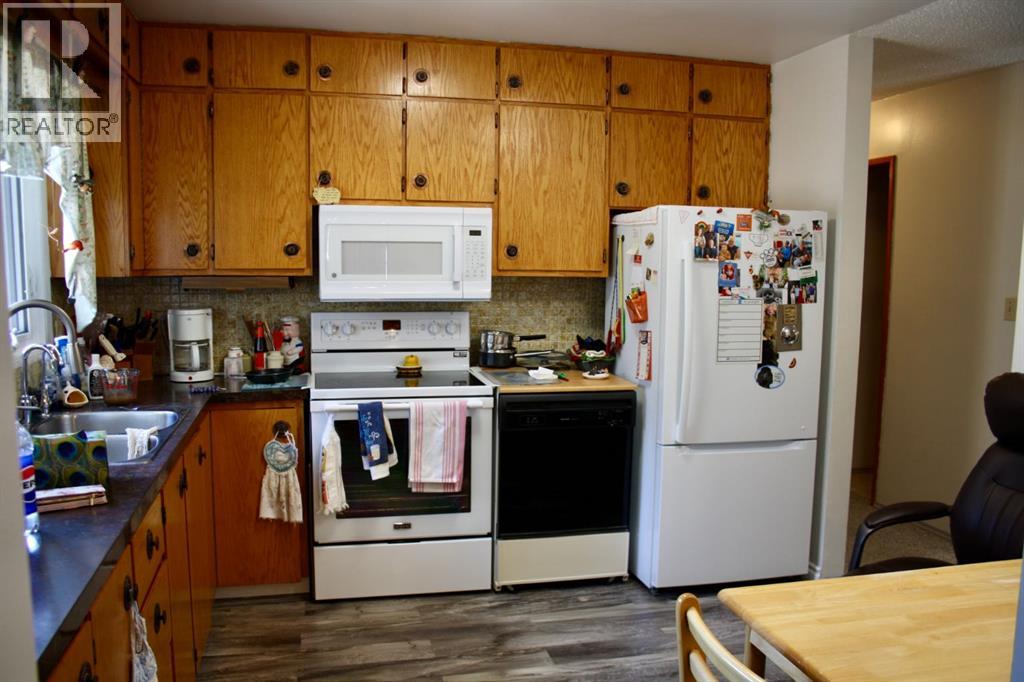 #25 4th Avenue E, Neilburg, Saskatchewan  S0M 2C0 - Photo 15 - A2300110