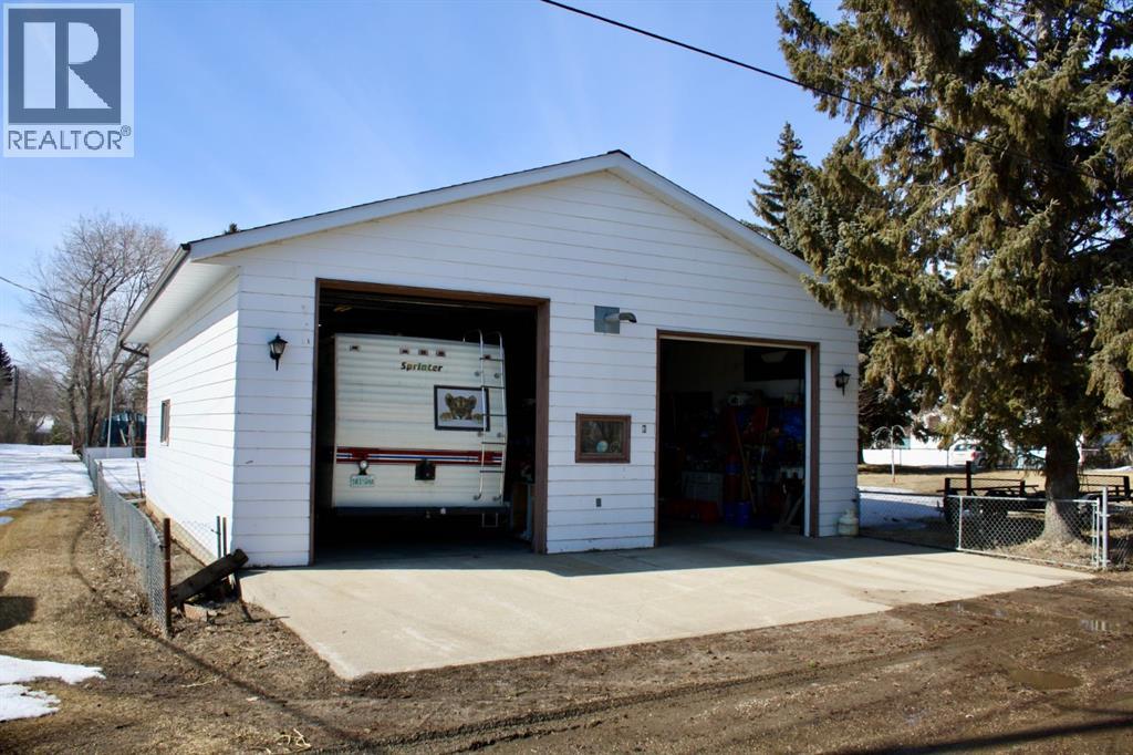 #25 4th Avenue E, Neilburg, Saskatchewan  S0M 2C0 - Photo 46 - A2300110