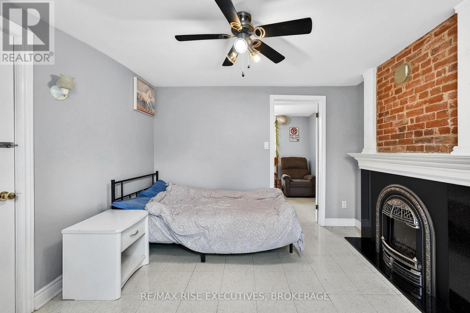 390 Division Street, Kingston, Ontario  K7K 4A7 - Photo 11 - X12972952