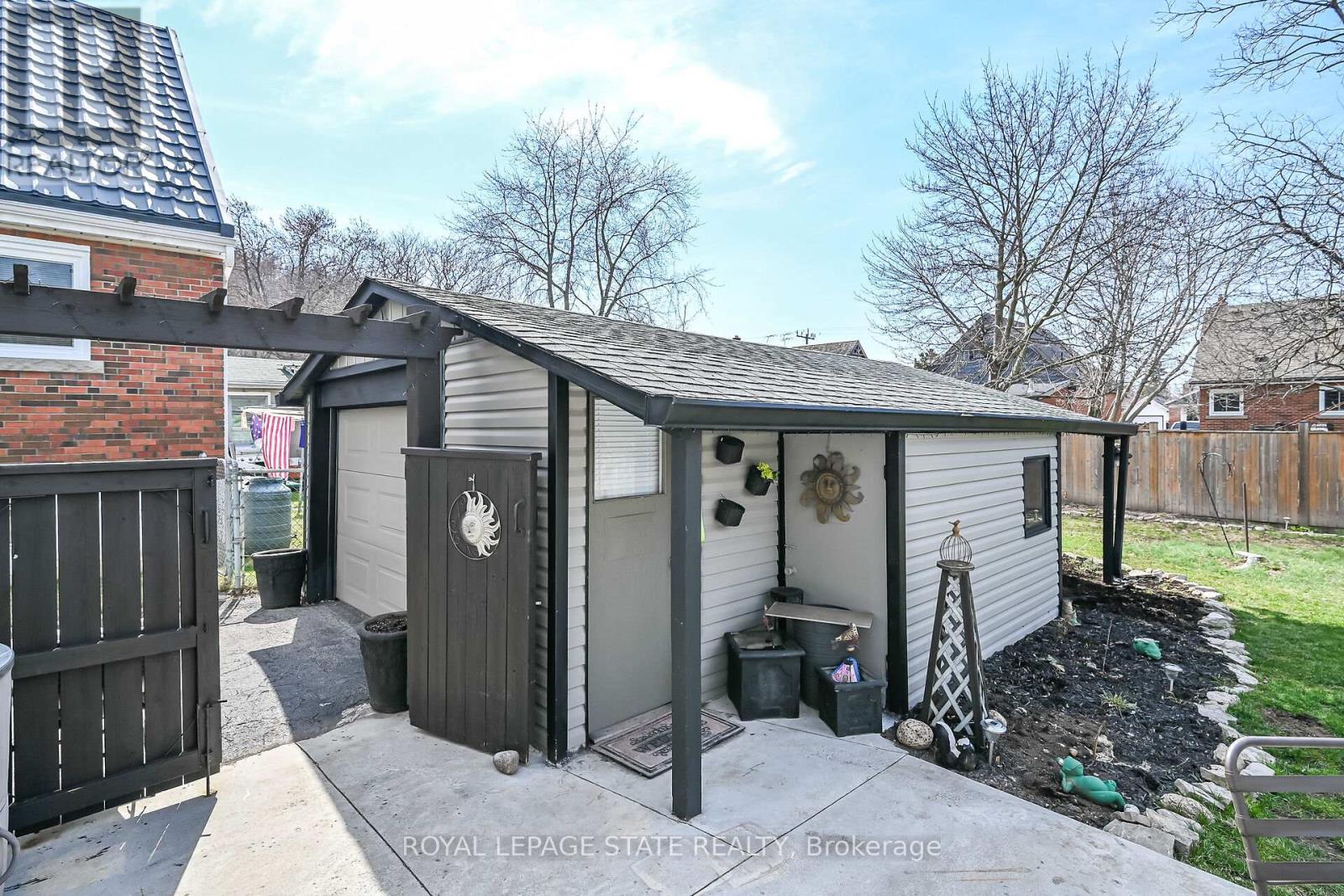 22 Marion Place, Hamilton, Ontario  L8G 1R7 - Photo 41 - X12974314