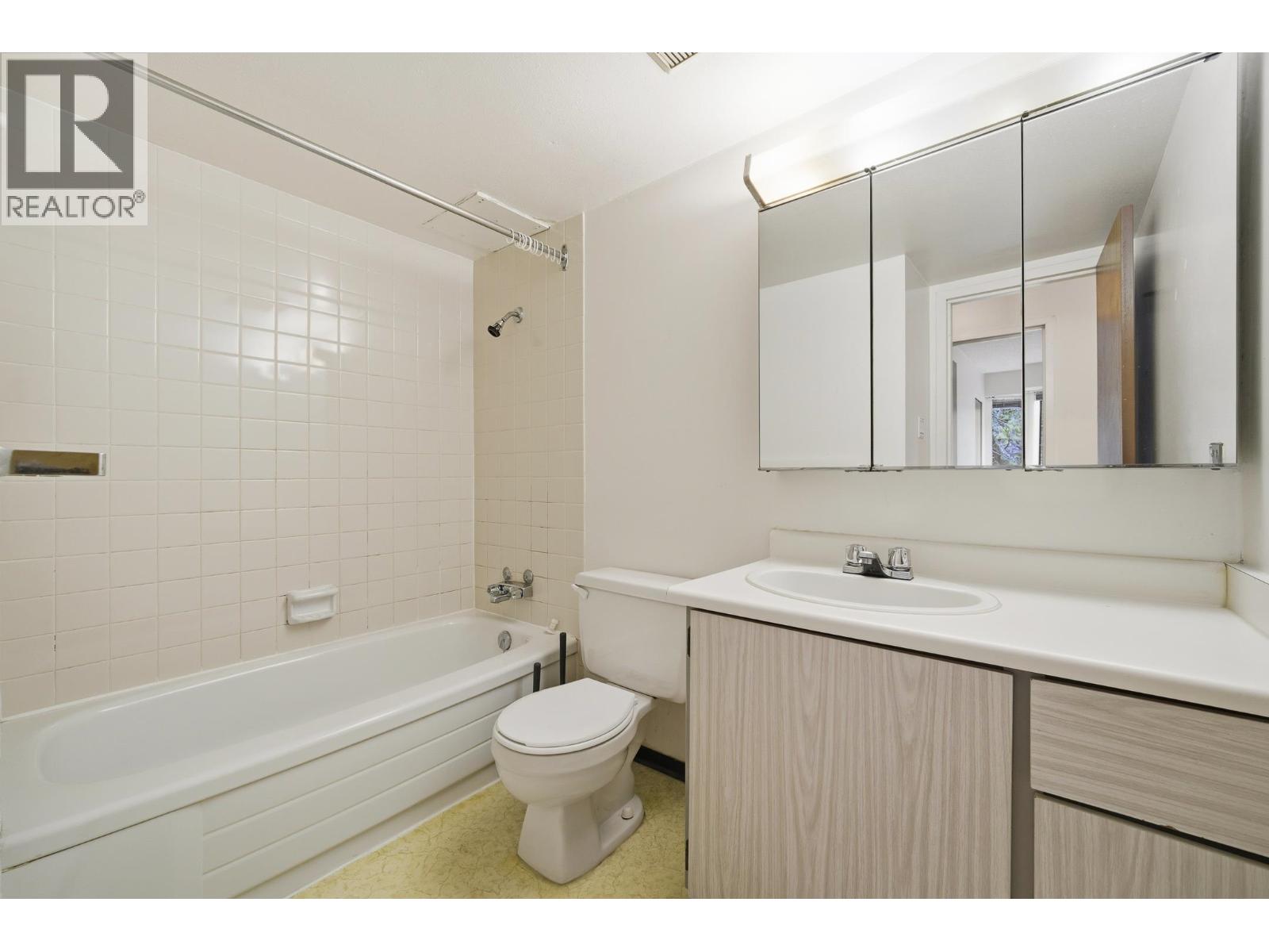 204 45 Fourth Street, New Westminster, British Columbia V3L 5H7 - Photo 18 - R3108580