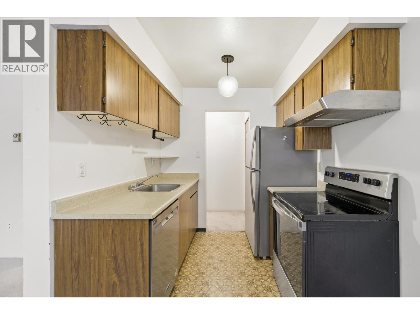 204 45 Fourth Street, New Westminster, British Columbia V3L 5H7 - Photo 11 - R3108580