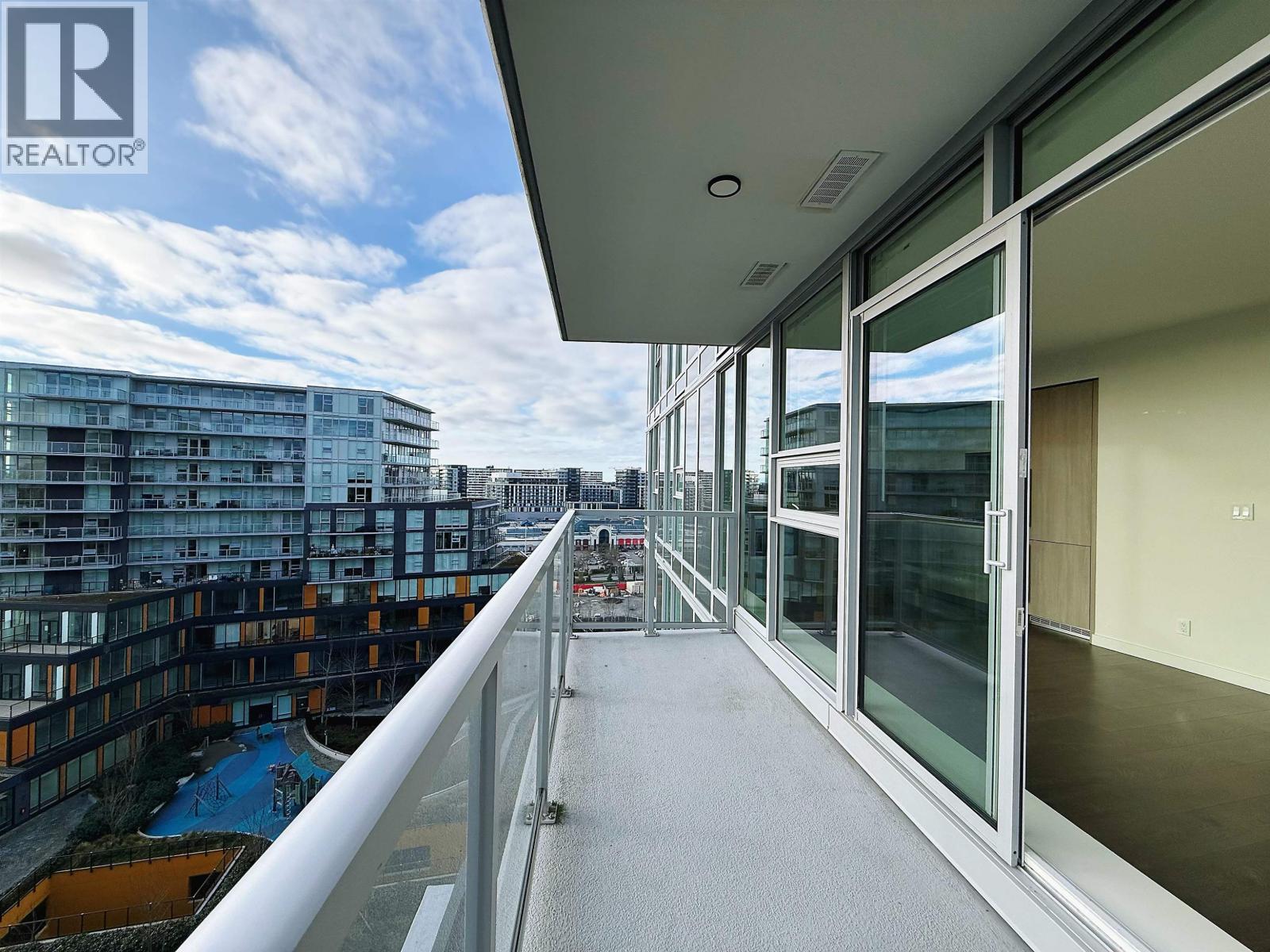 1301 6633 Buswell Street, Richmond, British Columbia V6Y 0M3 - Photo 10 - R3108915