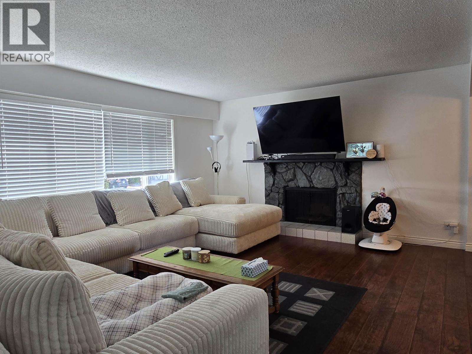 4336 Flynn Avenue, Prince George, British Columbia  V2M 5Y9 - Photo 2 - R3108277