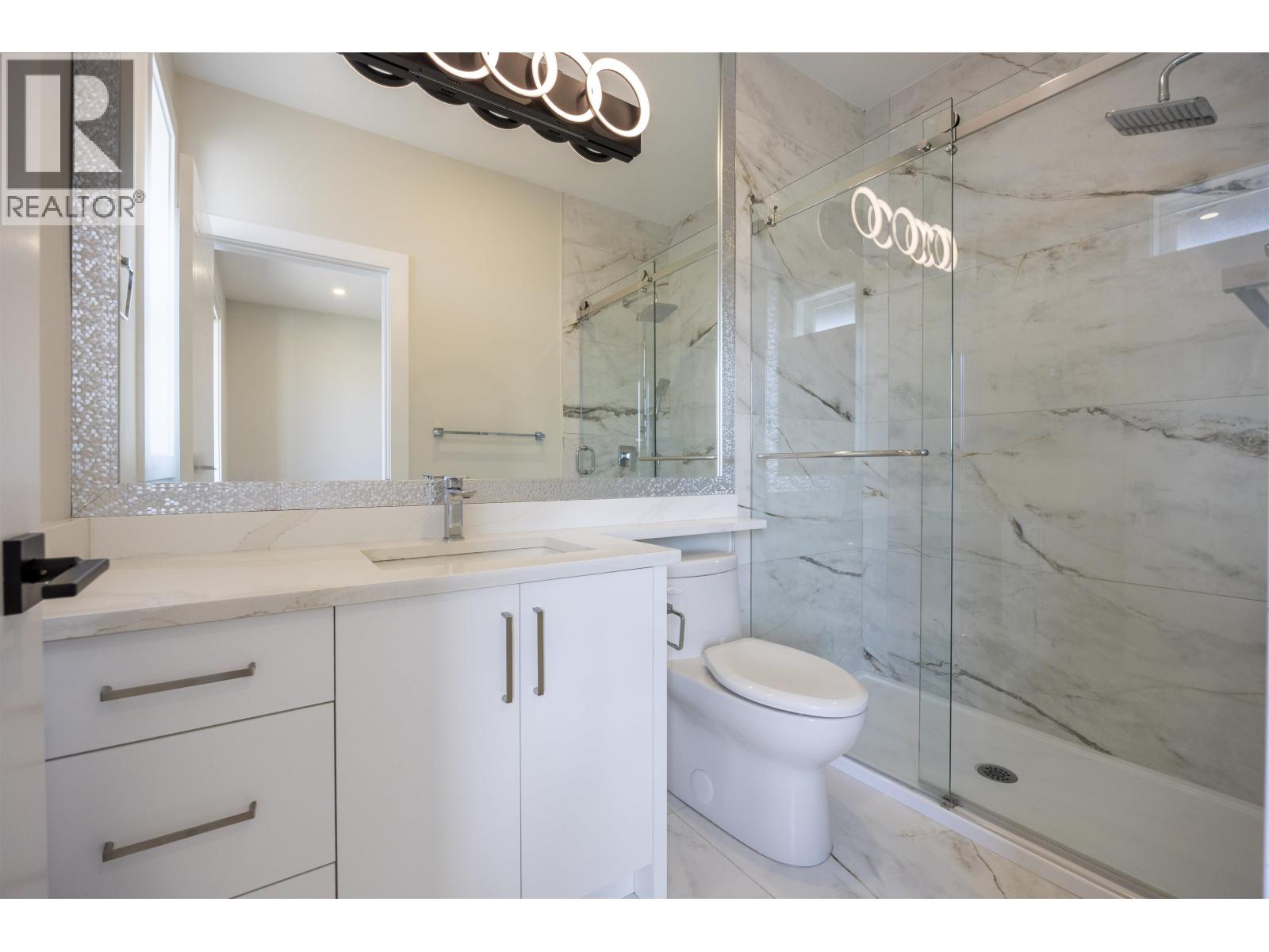 8093 14th Avenue, Burnaby, British Columbia  V3N 2B5 - Photo 33 - R3109059