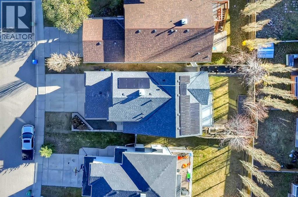 42 Tuscarora Way NW, Calgary, Alberta  T3L 2G9 - Photo 2 - A2298489