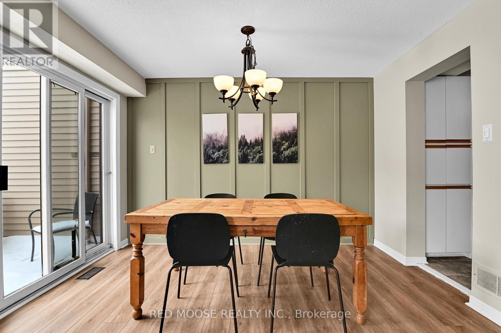 12 Willwood Crescent, Ottawa, Ontario  K2J 4B2 - Photo 10 - X12974348