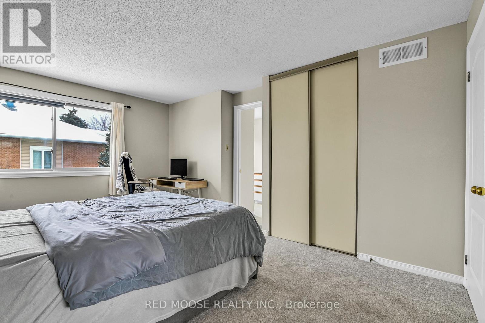 12 Willwood Crescent, Ottawa, Ontario  K2J 4B2 - Photo 15 - X12974348