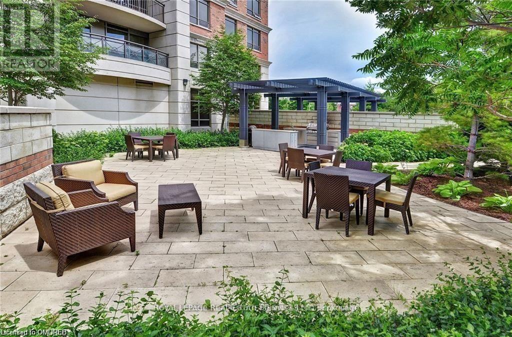 1104 - 2379 Central Park Drive, Oakville, Ontario  L6H 0E3 - Photo 7 - W12974342