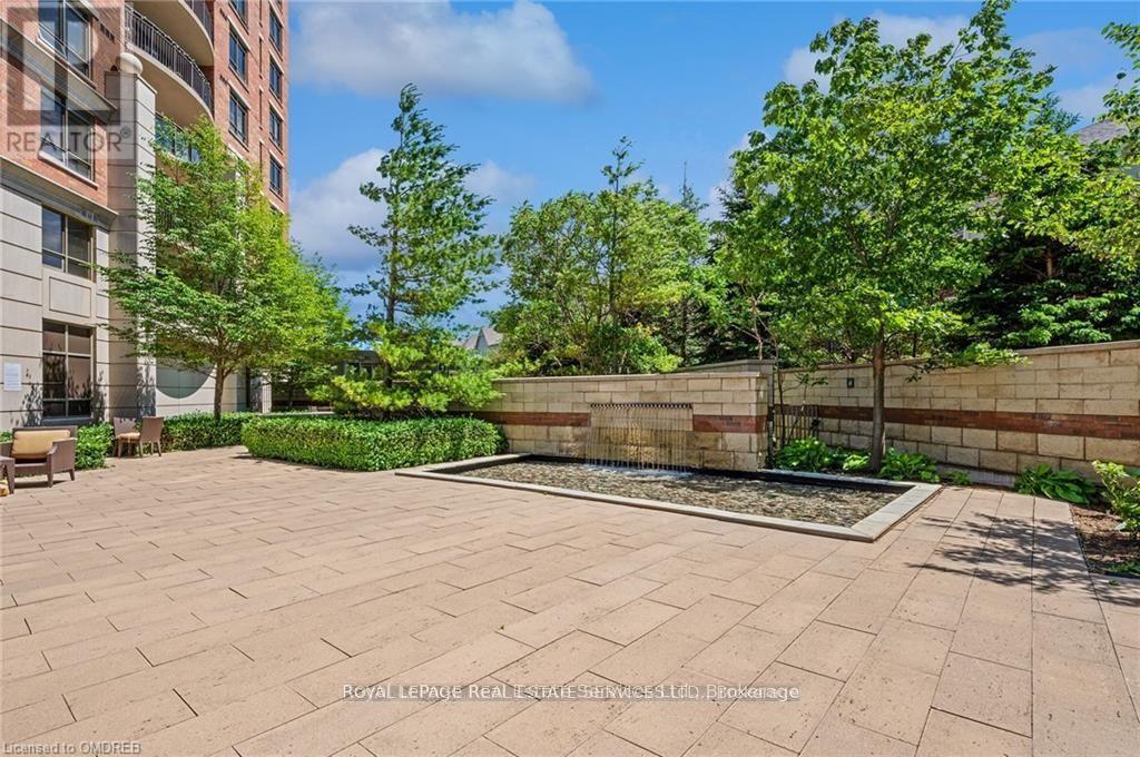 1104 - 2379 Central Park Drive, Oakville, Ontario  L6H 0E3 - Photo 8 - W12974342