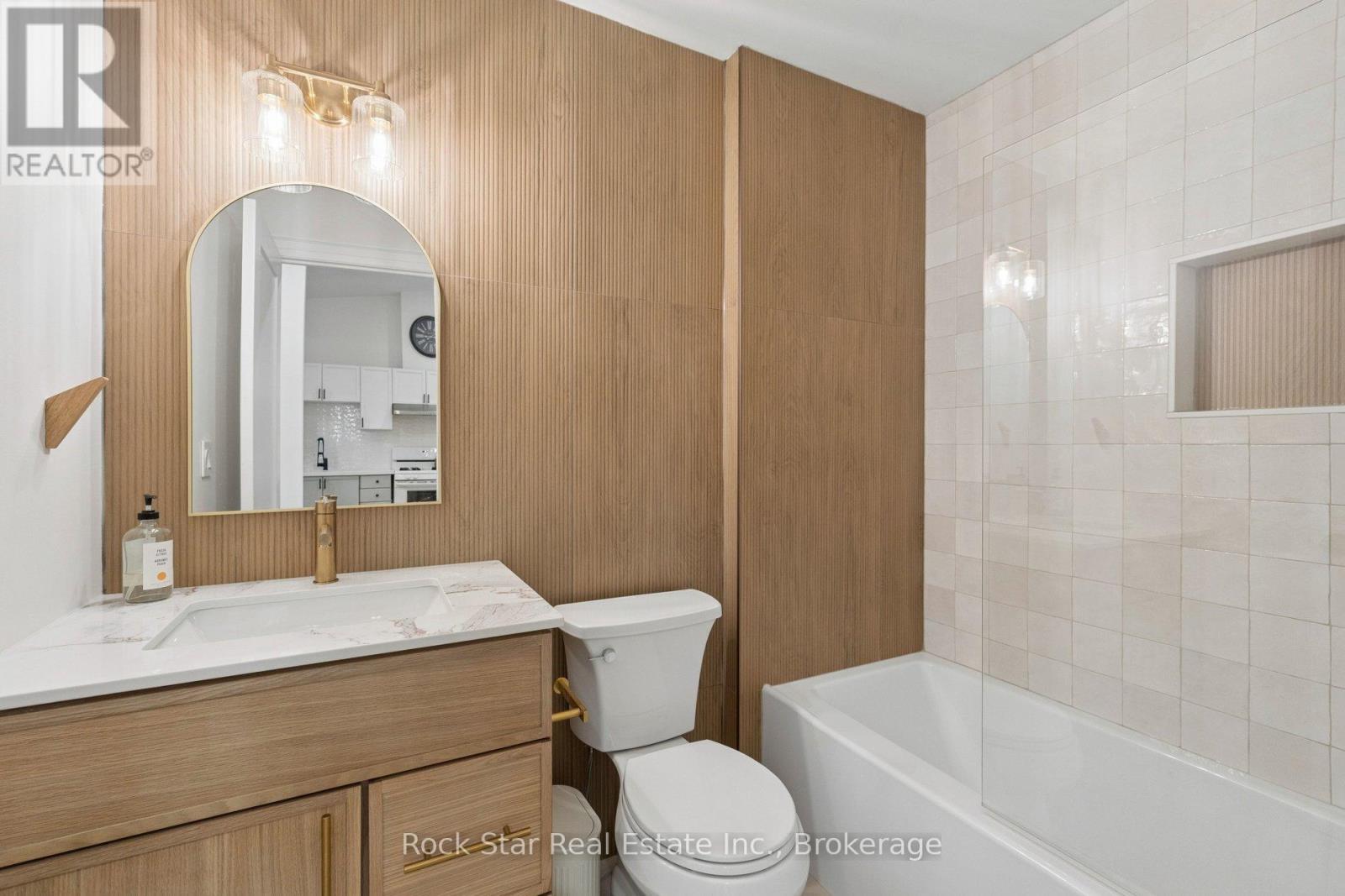 4467 Michael Avenue, Lincoln, Ontario  L3J 0E2 - Photo 13 - X12974346