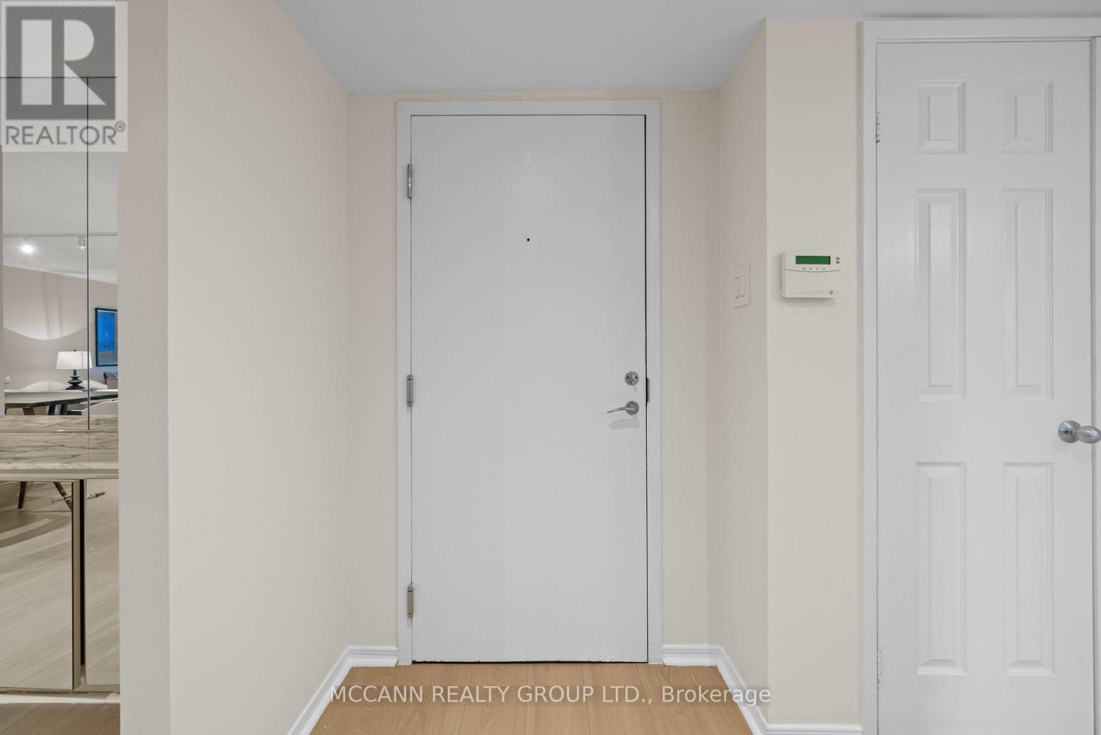 301 - 360 Bloor Street E, Toronto, Ontario  M4W 3M3 - Photo 2 - C12974344