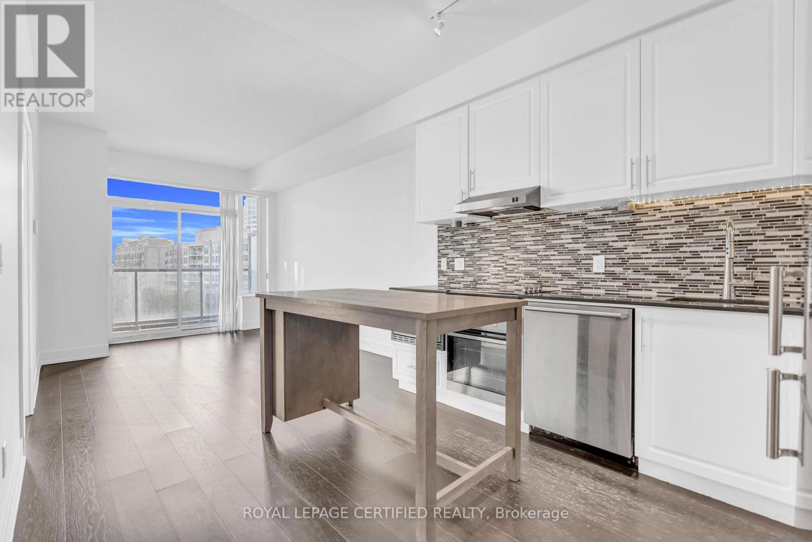 304 - 7 Kenaston Gardens, Toronto, Ontario  M2K 1G7 - Photo 6 - C12974350