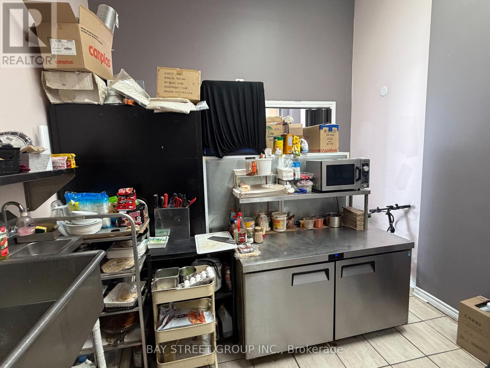 109 - 28 Finch Avenue W, Toronto, Ontario  M2N 2G7 - Photo 5 - C12974356