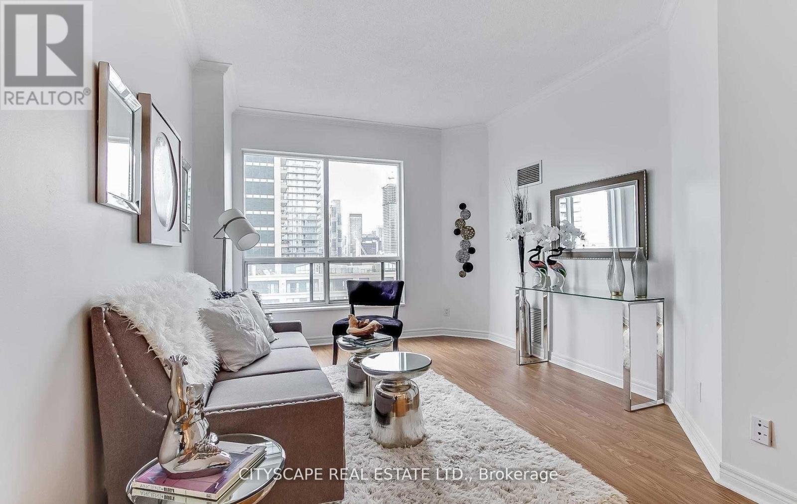 Lph8 - 55 Bloor Street E, Toronto, Ontario  M4W 3W6 - Photo 10 - C12974366