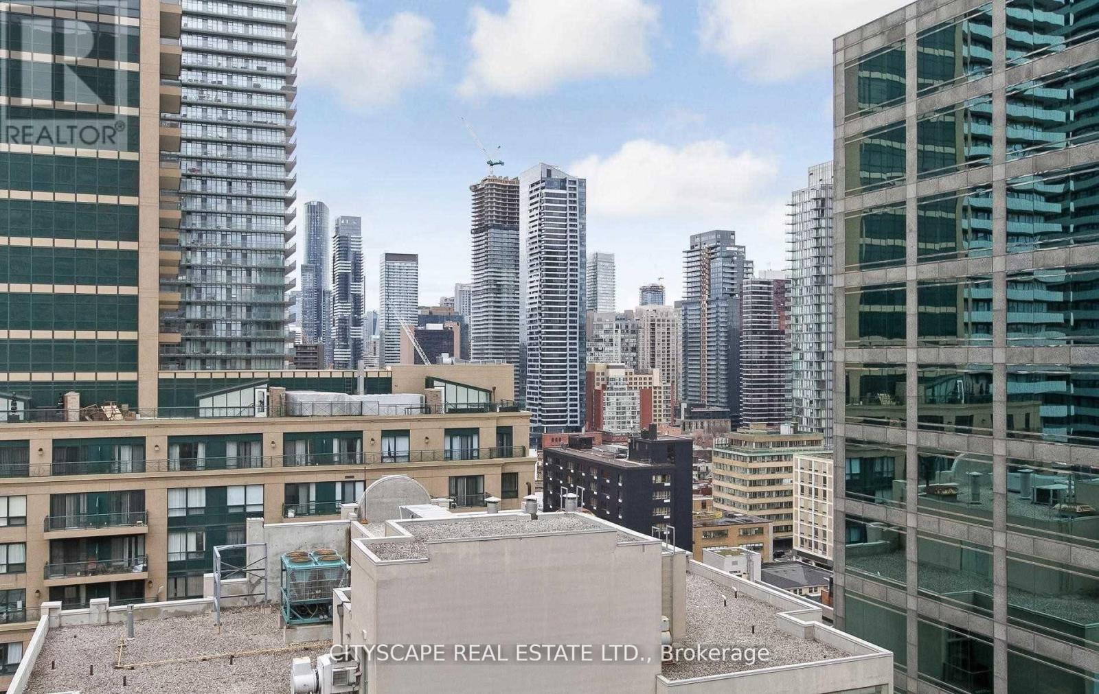 Lph8 - 55 Bloor Street E, Toronto, Ontario  M4W 3W6 - Photo 16 - C12974366