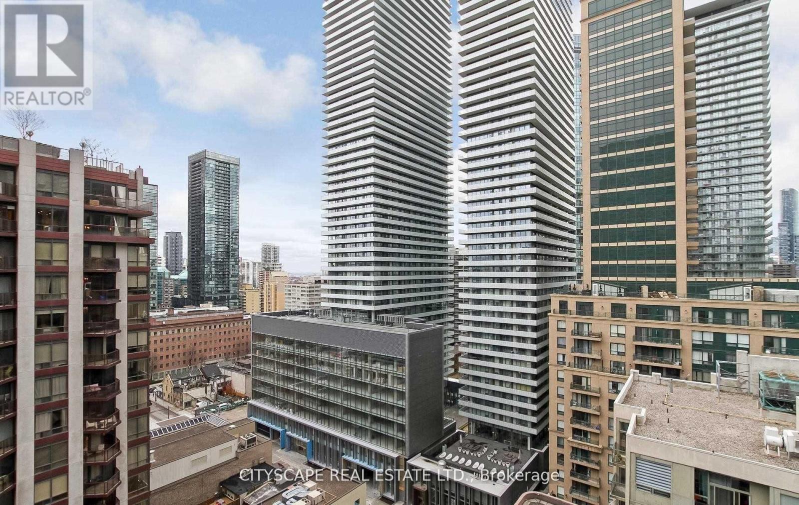 Lph8 - 55 Bloor Street E, Toronto, Ontario  M4W 3W6 - Photo 17 - C12974366