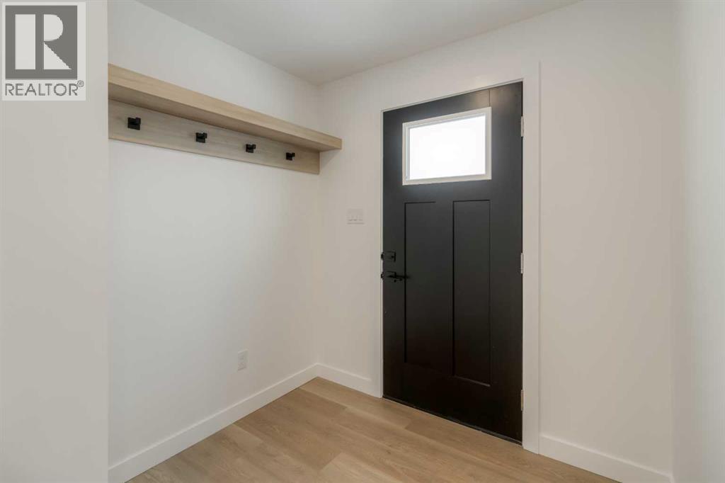 656 Crescent Avenue, Picture Butte, Alberta  T0K 1V0 - Photo 2 - A2296750