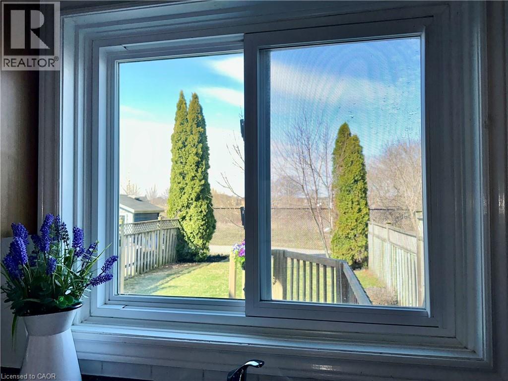 116 Essex Point Drive, Cambridge, Ontario  N1T 1W6 - Photo 15 - 40818152