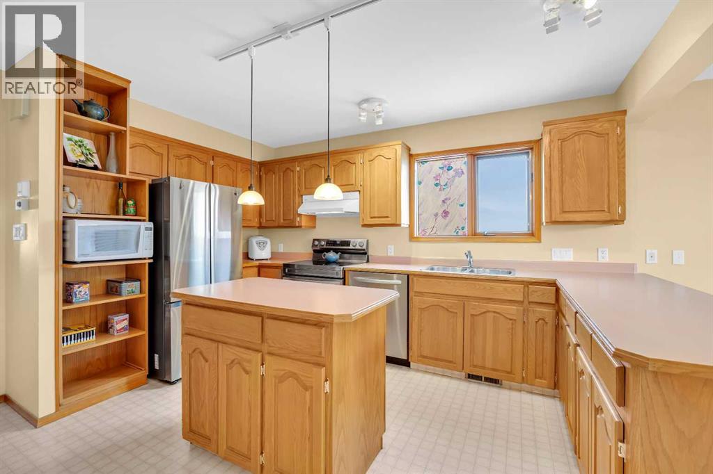 527 25 Avenue NE, Calgary, Alberta  T2E 1Y6 - Photo 16 - A2299491