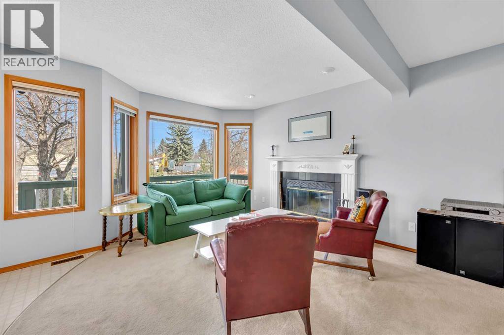 527 25 Avenue NE, Calgary, Alberta  T2E 1Y6 - Photo 8 - A2299491