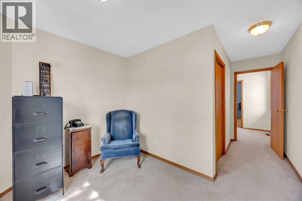 527 25 Avenue NE, Calgary, Alberta  T2E 1Y6 - Photo 35 - A2299491