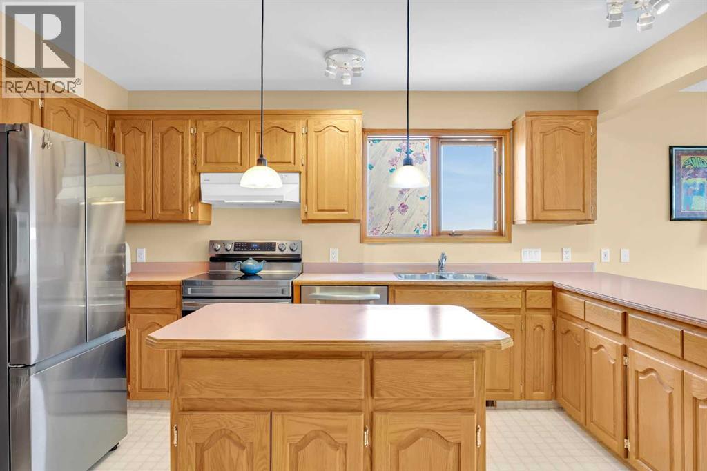 527 25 Avenue NE, Calgary, Alberta  T2E 1Y6 - Photo 15 - A2299491