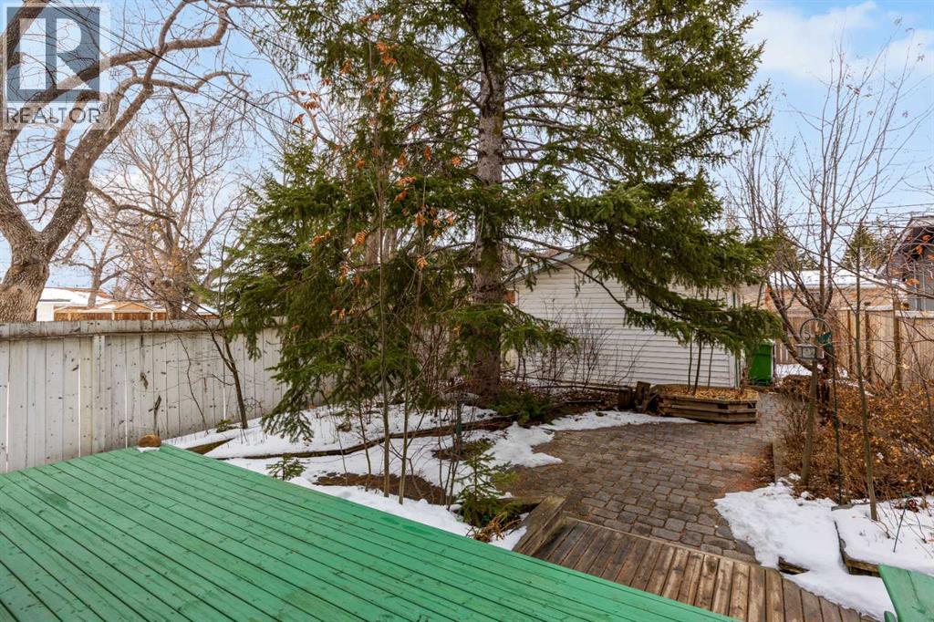 527 25 Avenue NE, Calgary, Alberta  T2E 1Y6 - Photo 47 - A2299491