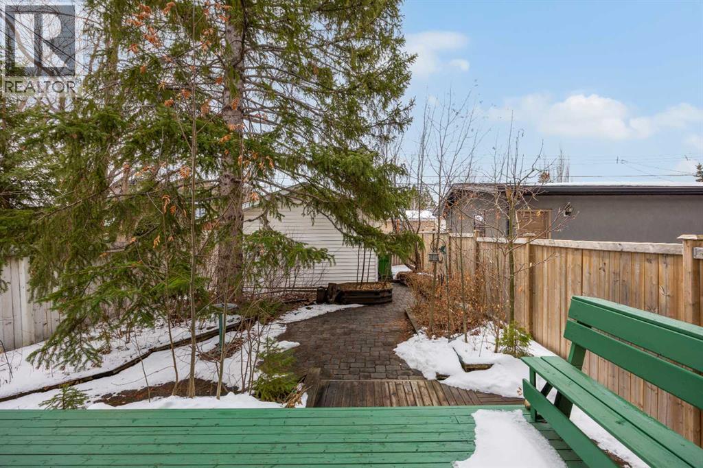 527 25 Avenue NE, Calgary, Alberta  T2E 1Y6 - Photo 46 - A2299491