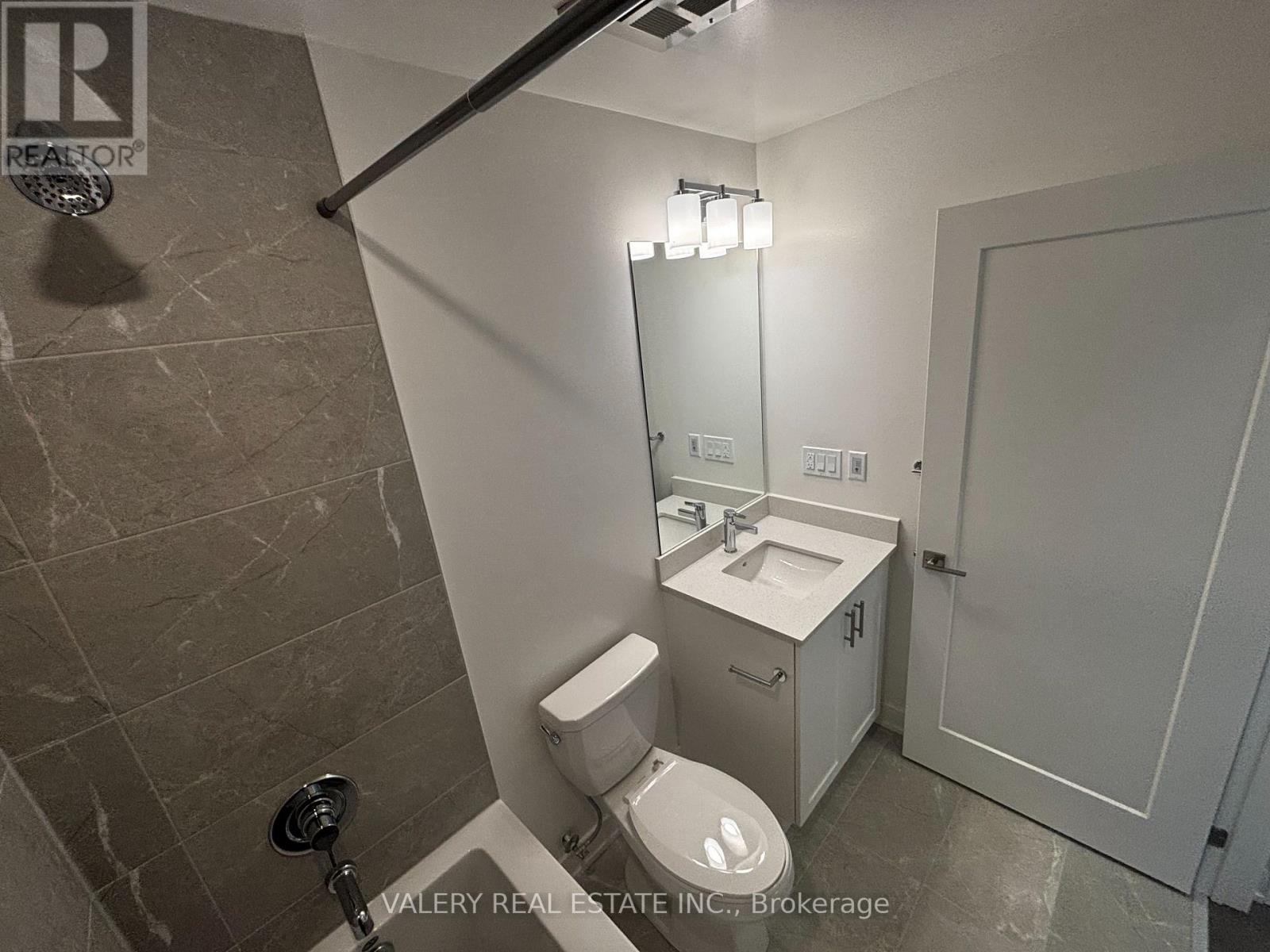 406 - 705 Davis Drive, Newmarket, Ontario  L3Y 0J1 - Photo 14 - N12974334