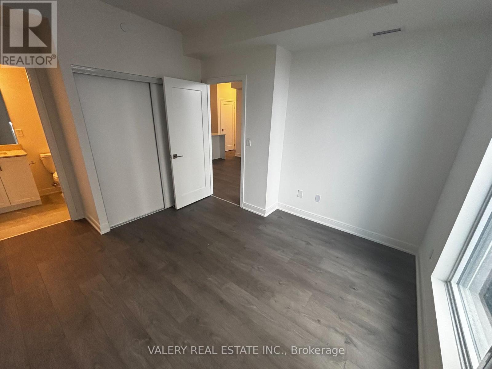 406 - 705 Davis Drive, Newmarket, Ontario  L3Y 0J1 - Photo 17 - N12974334