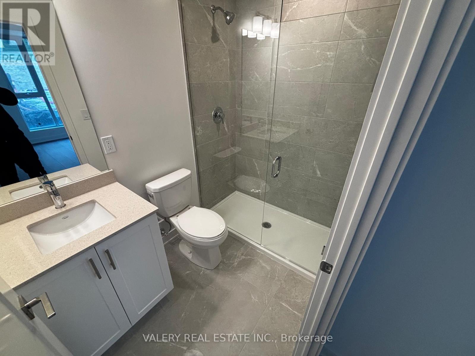 406 - 705 Davis Drive, Newmarket, Ontario  L3Y 0J1 - Photo 19 - N12974334