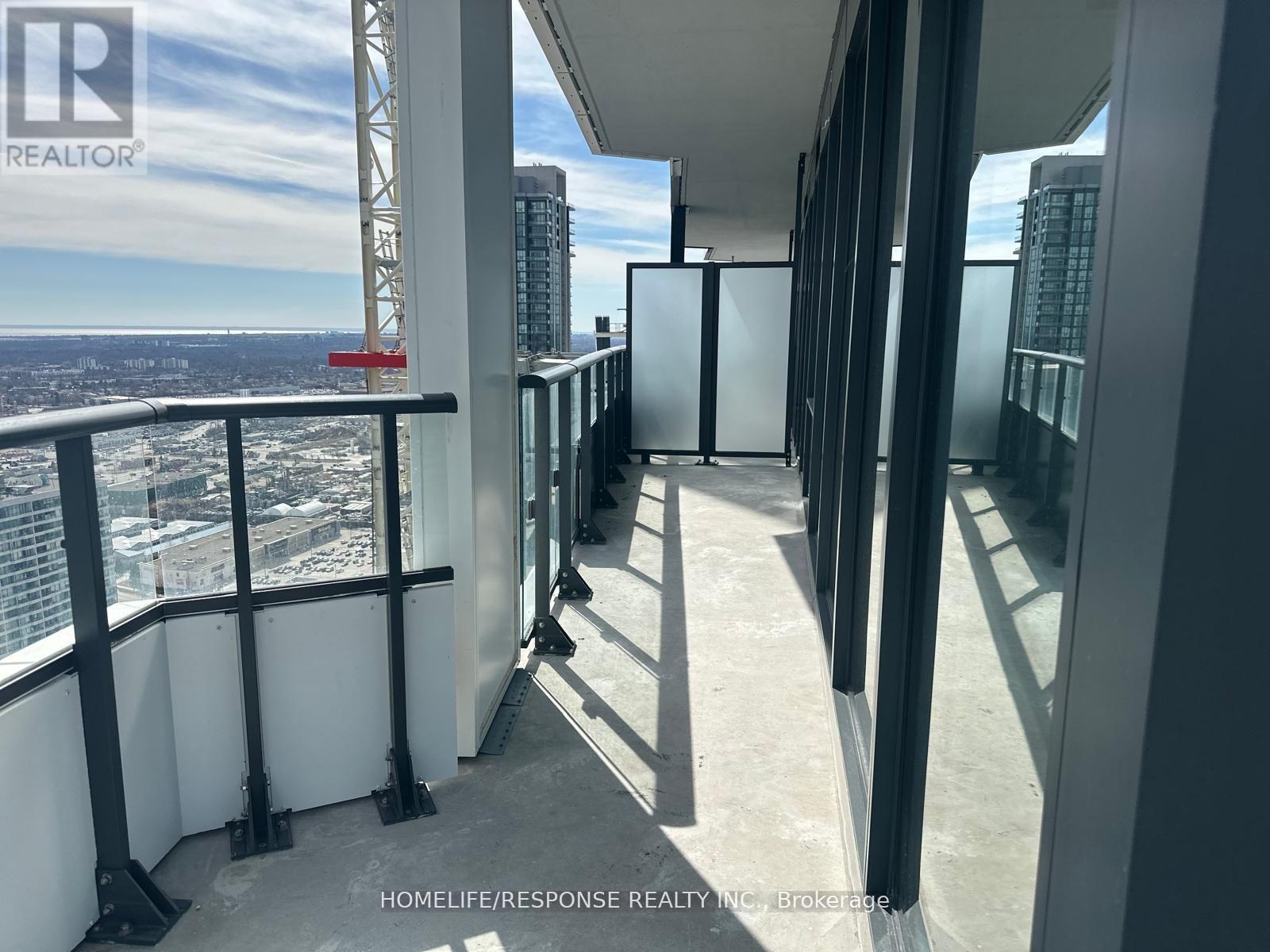 3808 - 448 Burnhamthorpe Road W, Mississauga, Ontario  L5B 4M6 - Photo 21 - W12974332