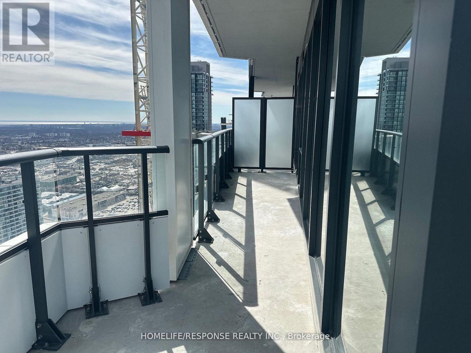 3808 - 448 Burnhamthorpe Road W, Mississauga, Ontario  L5B 4M6 - Photo 4 - W12974332