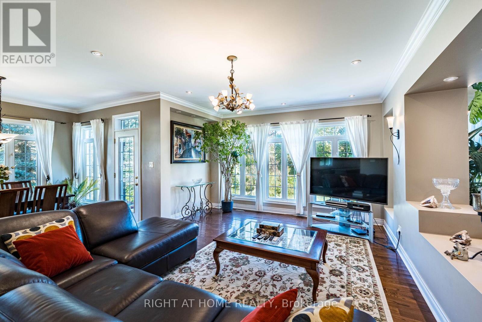 11150 Menzies Court, Milton, Ontario  L0P 1B0 - Photo 16 - W12974390