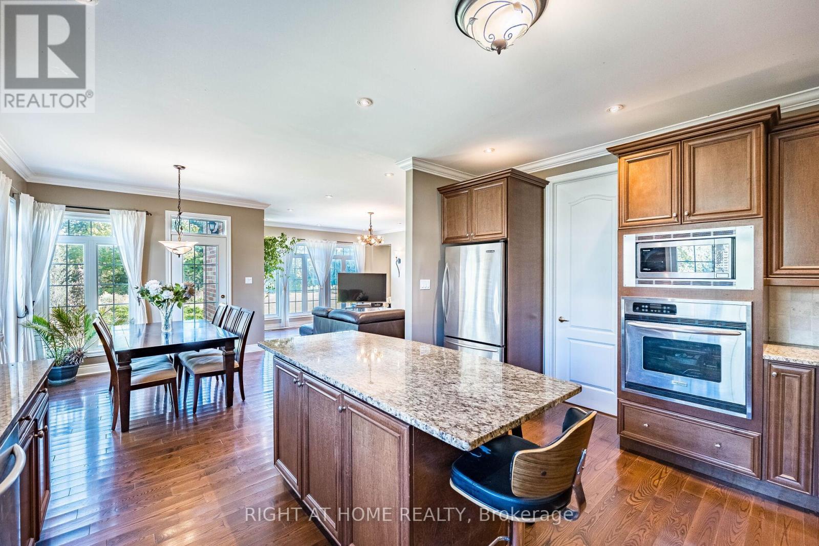 11150 Menzies Court, Milton, Ontario  L0P 1B0 - Photo 25 - W12974390