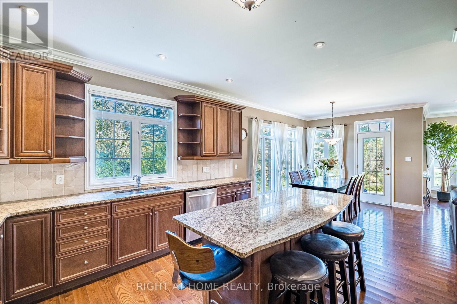 11150 Menzies Court, Milton, Ontario  L0P 1B0 - Photo 26 - W12974390