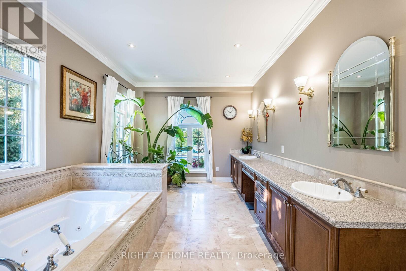 11150 Menzies Court, Milton, Ontario  L0P 1B0 - Photo 32 - W12974390