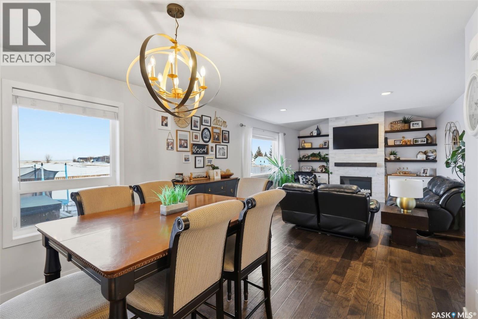 207 5th Avenue, Aberdeen, Saskatchewan  S0K 0A0 - Photo 10 - SK032420