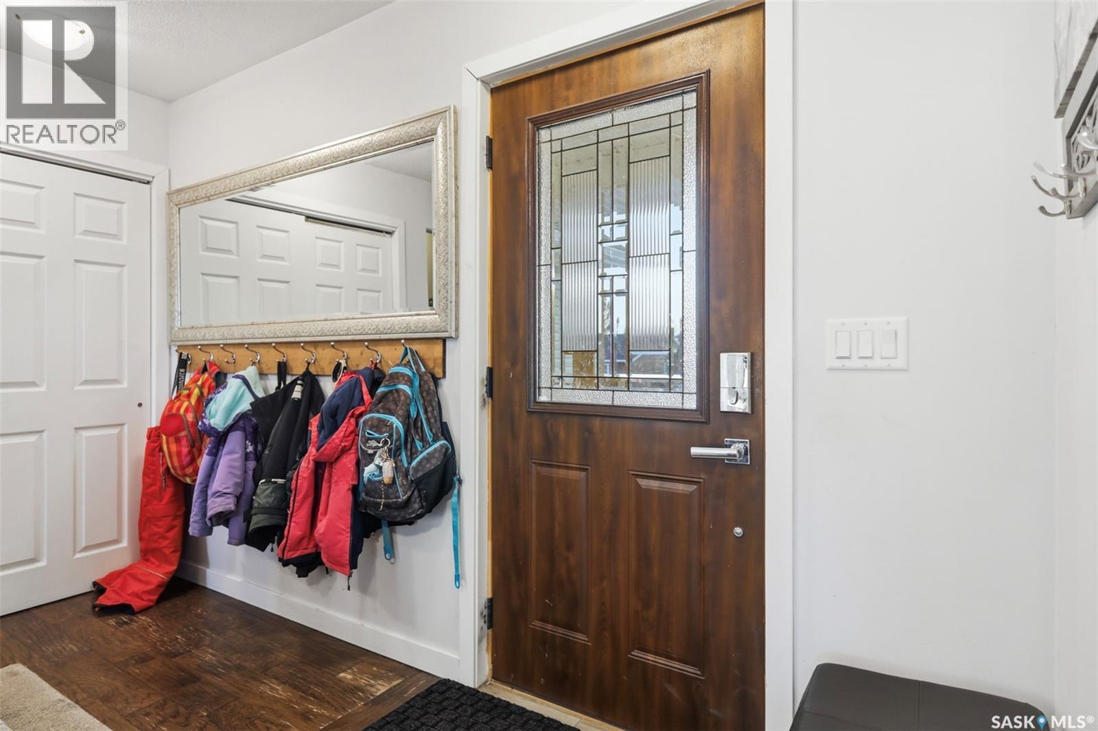 207 5th Avenue, Aberdeen, Saskatchewan  S0K 0A0 - Photo 3 - SK032420